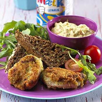 Fiskefrikadeller med dild og hjemmelavet remoulade